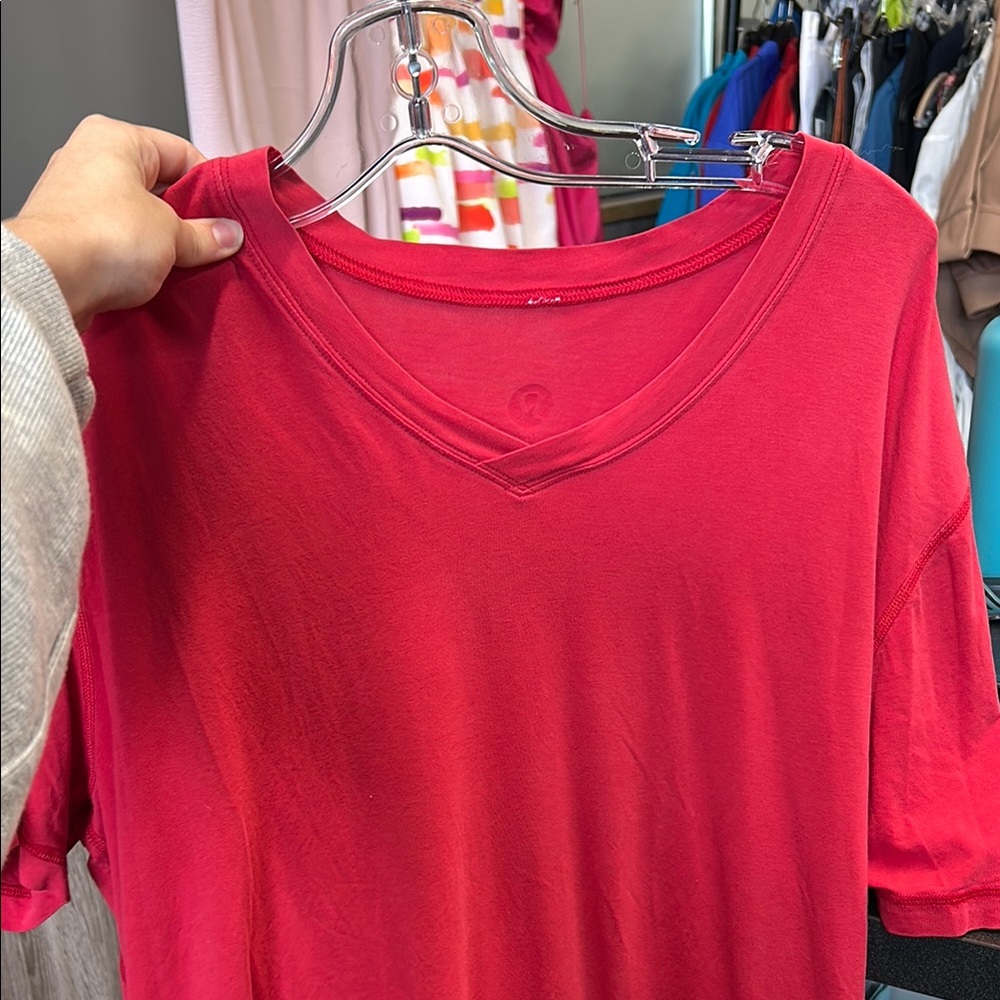 Lululemon Men V-Neck Red Top
